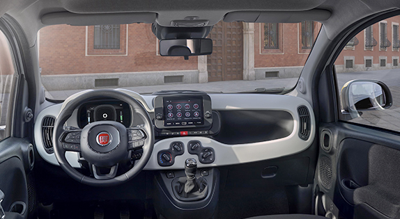 Pandina interior. Servicio de reparación Fiat Glass